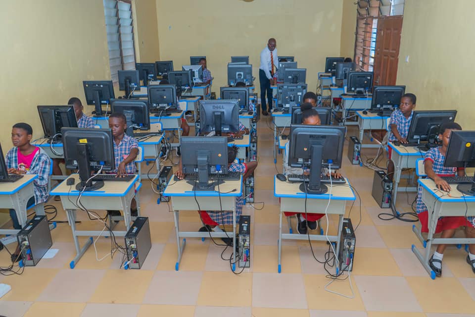 1716141042-639229480664a3bf2d5ad8!233843233_102038245516377_2674870915261487985_n